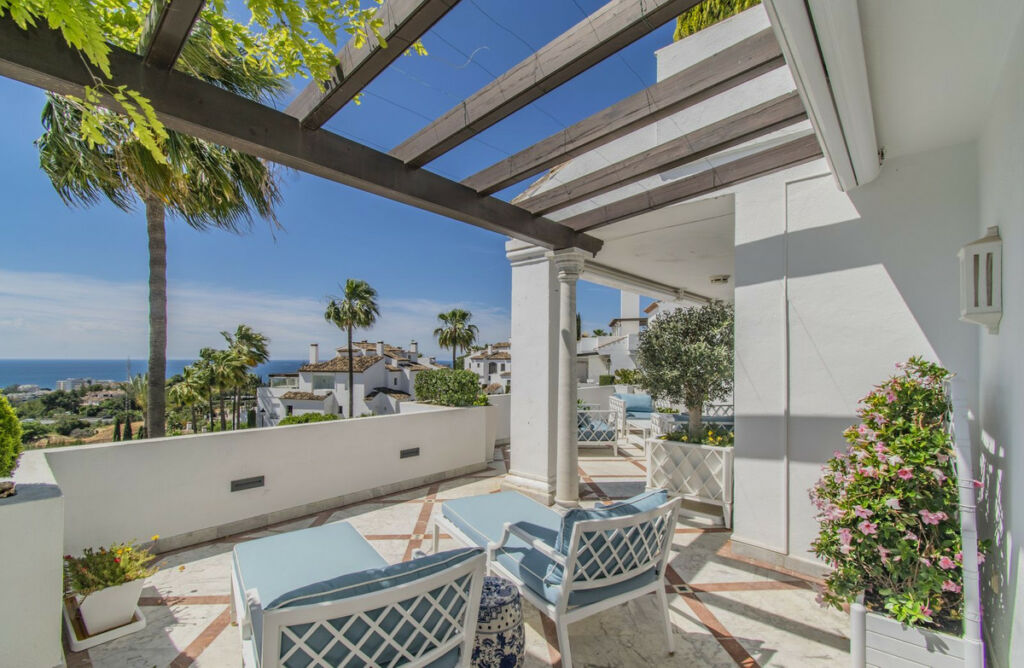 Middle Floor Apartment Sierra Blanca Málaga - image 28