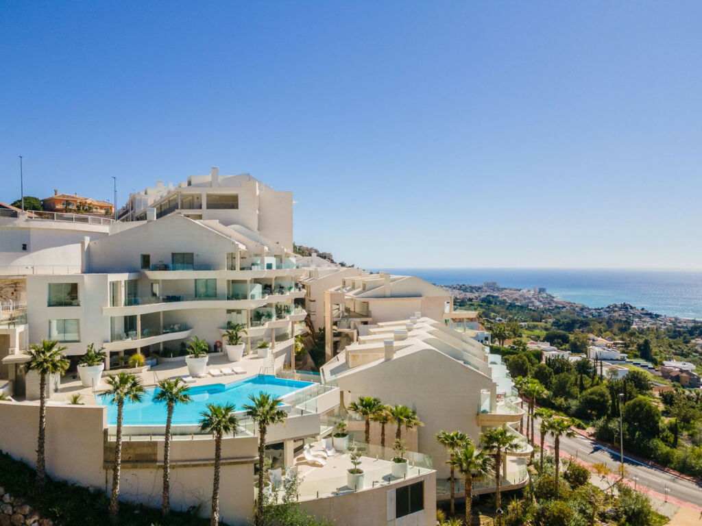 Penthouse Duplex Benalmadena Pueblo Málaga - image 28