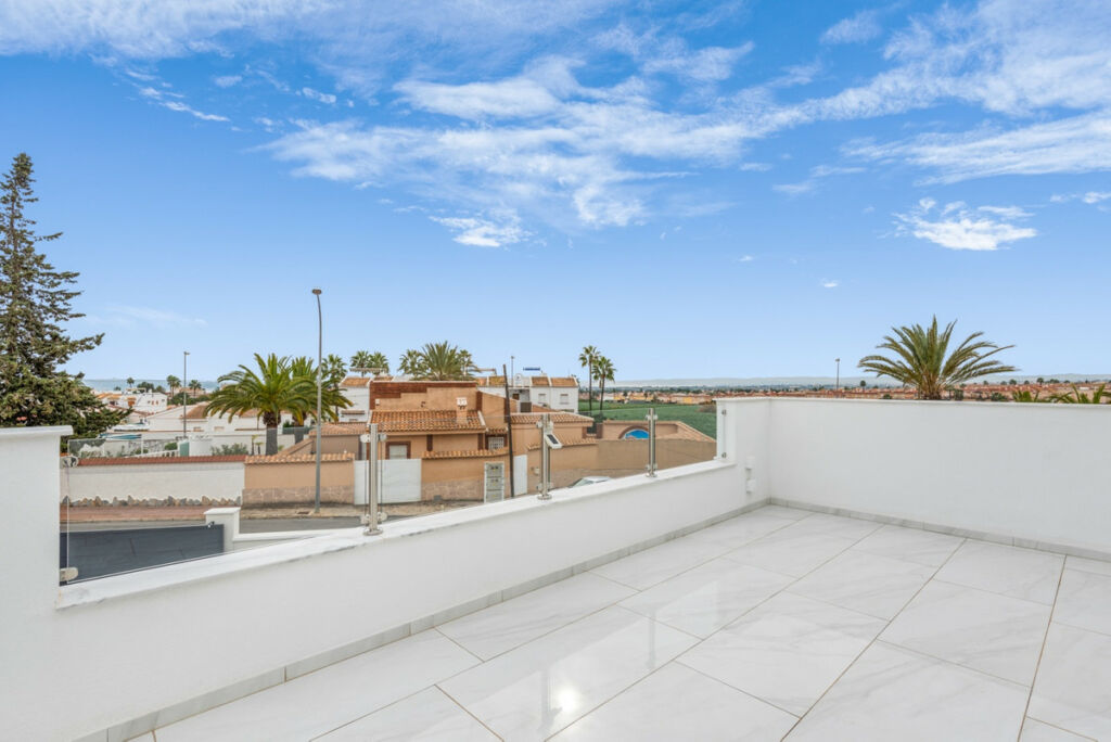 Detached Villa Ciudad Quesada Alicante - image 28