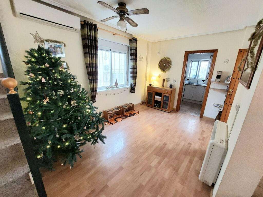 Detached Villa San Miguel de Salinas Alicante - image 28