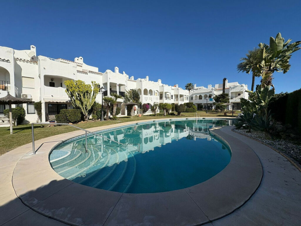 Semi-Detached House Bel Air Málaga - image 28