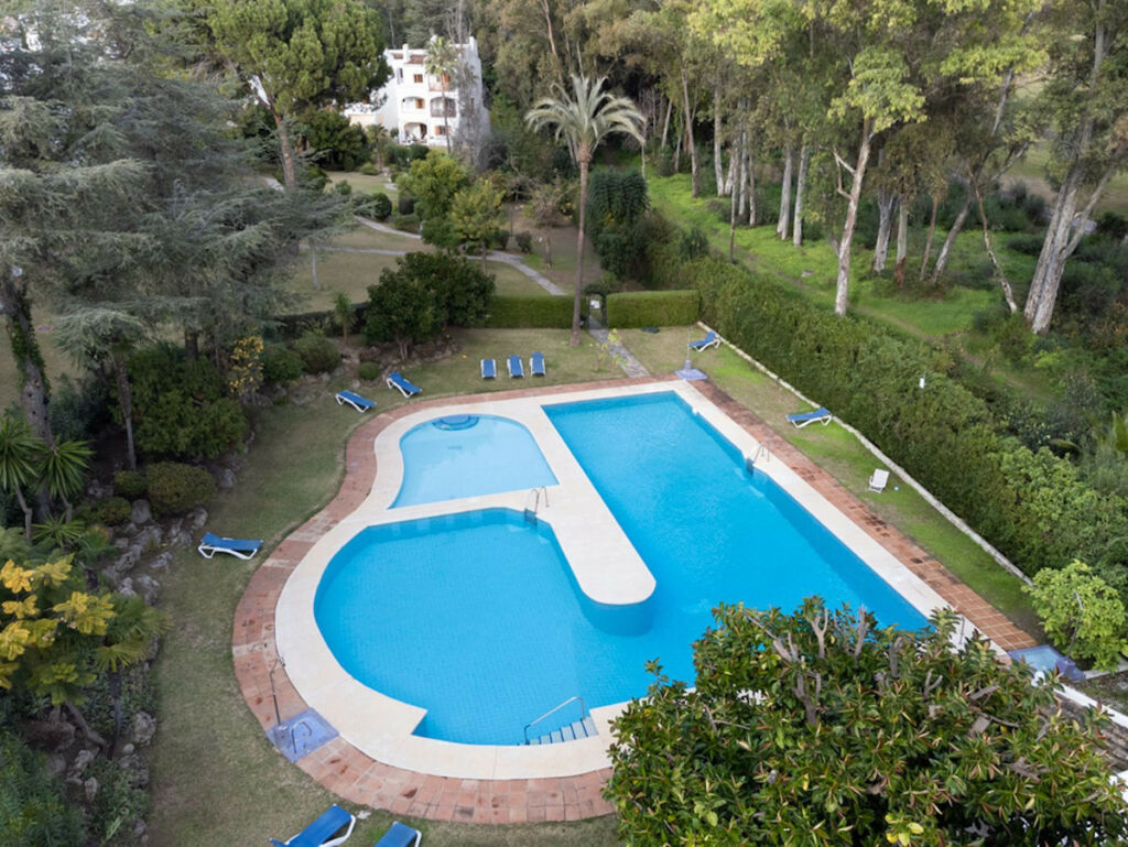 Ground Floor Apartment Nueva Andalucía Málaga - image 28