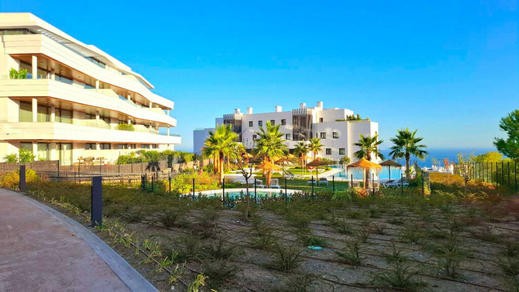 Middle Floor Apartment Fuengirola Málaga - image 28