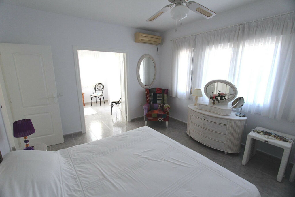 Detached Villa Calpe Alicante - image 28