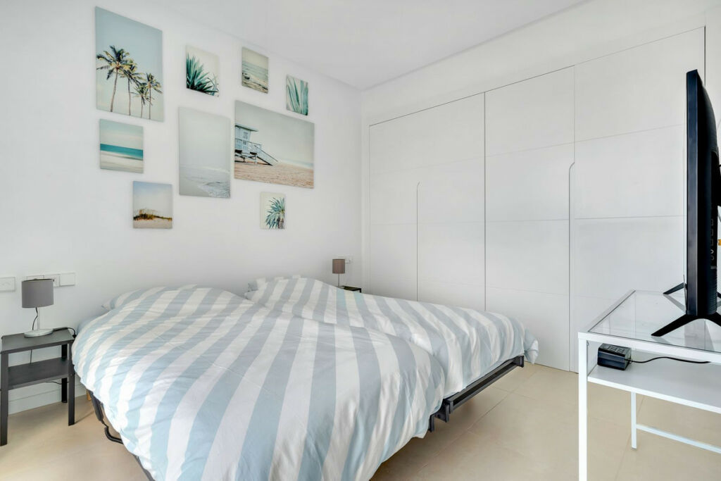 Middle Floor Apartment Fuengirola Málaga - image 29