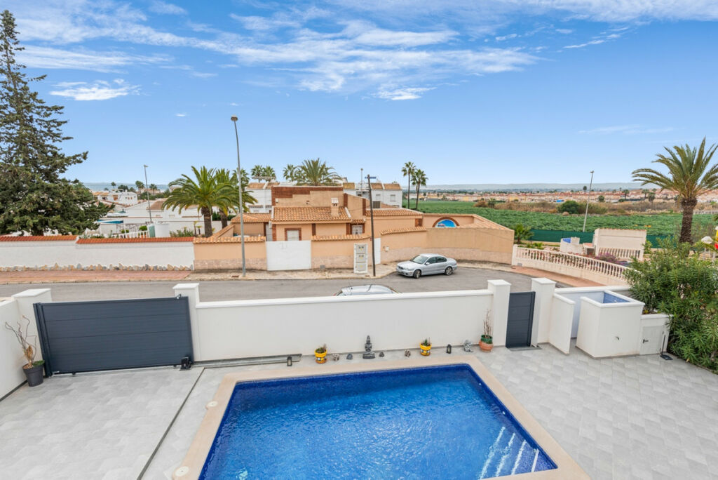 Detached Villa Ciudad Quesada Alicante - image 29