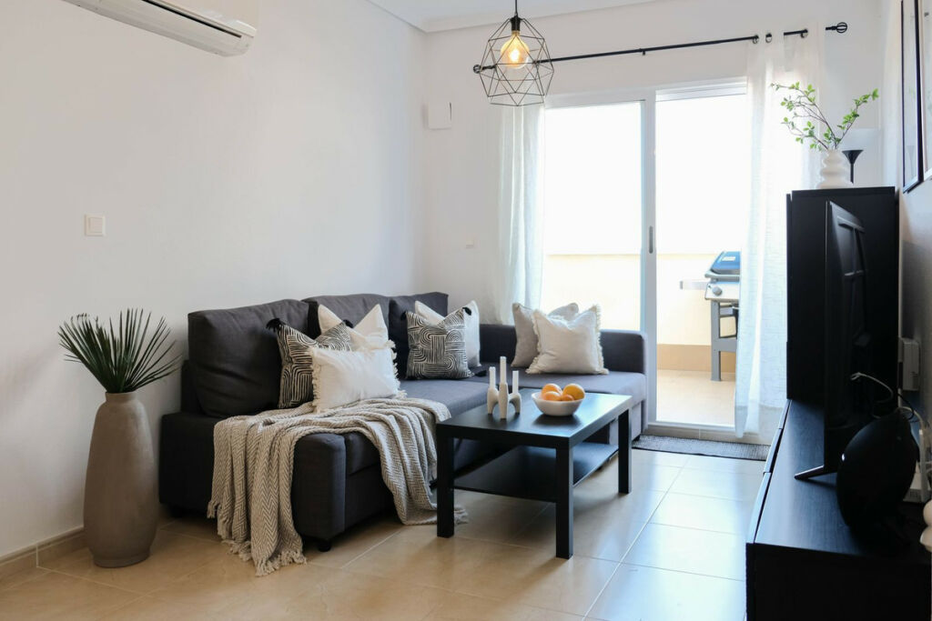 Top Floor Apartment Los Locos Alicante - image 3