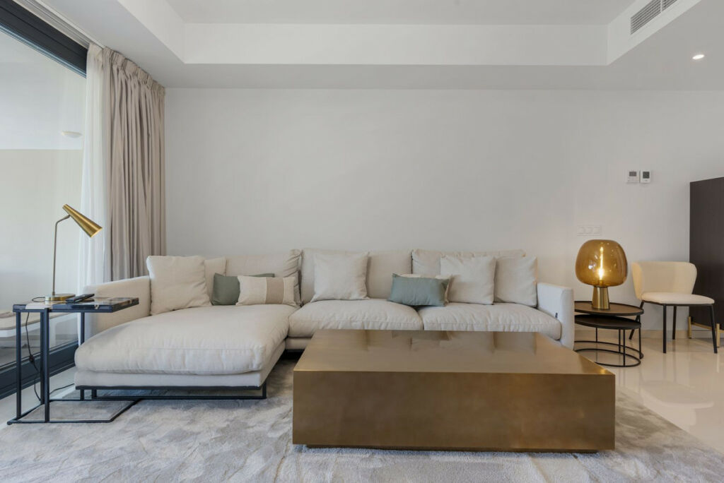 Ground Floor Apartment Atalaya Málaga - image 3
