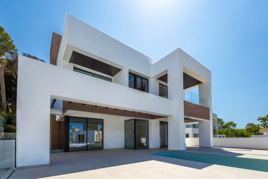 Detached Villa The Golden Mile Málaga - image 3