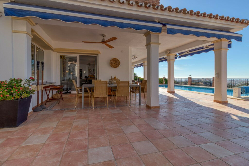 Detached Villa Mijas Málaga - image 7