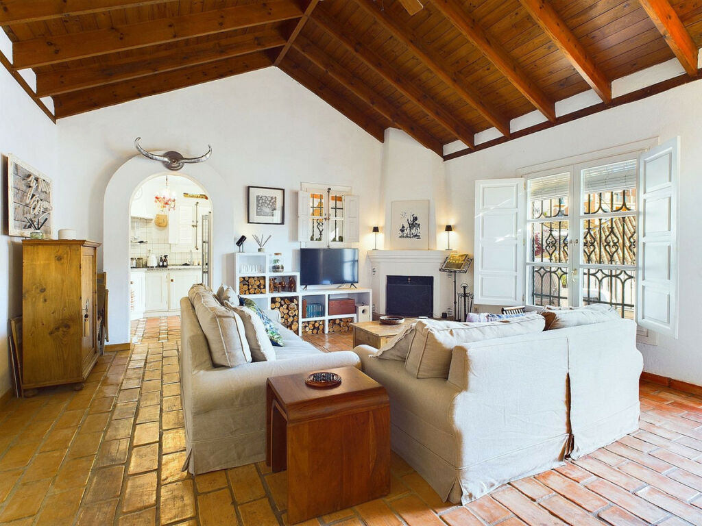 Detached Villa La Heredia Málaga - image 2