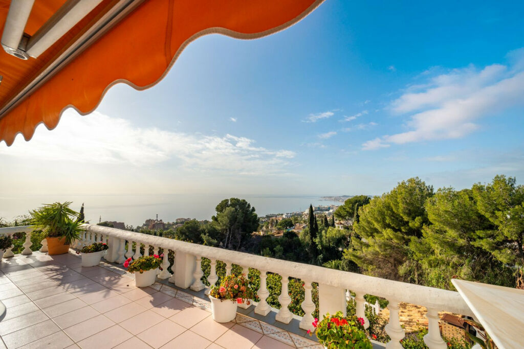 Detached Villa Benalmadena Málaga - image 3
