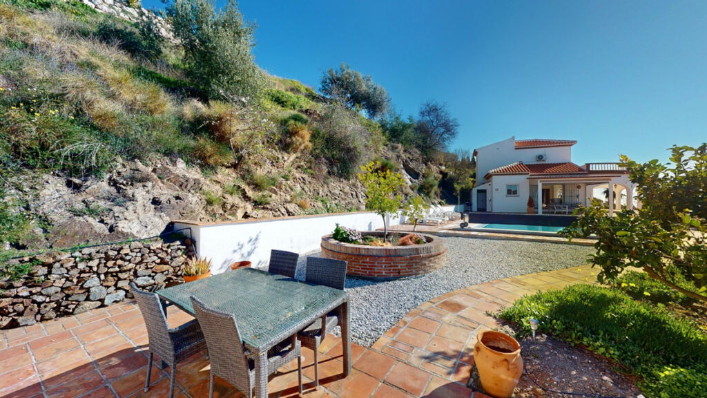 Detached Villa Arenas Málaga - image 3