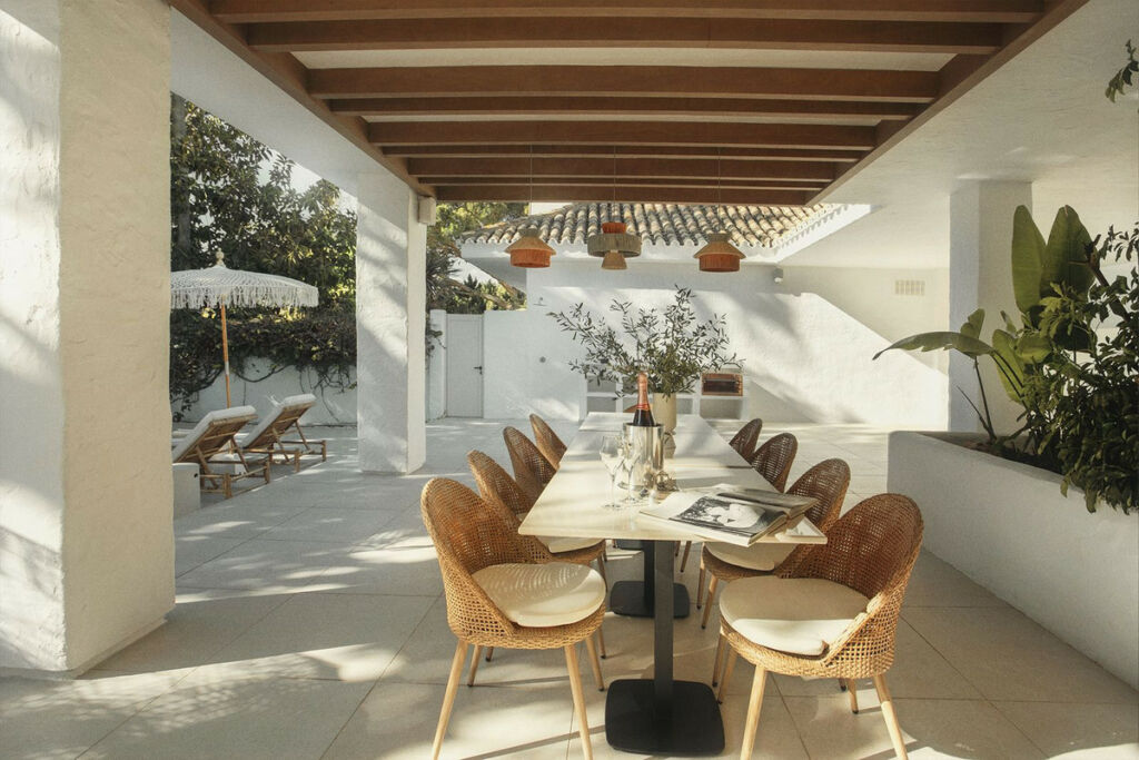 Detached Villa Puerto Banús Málaga - image 3