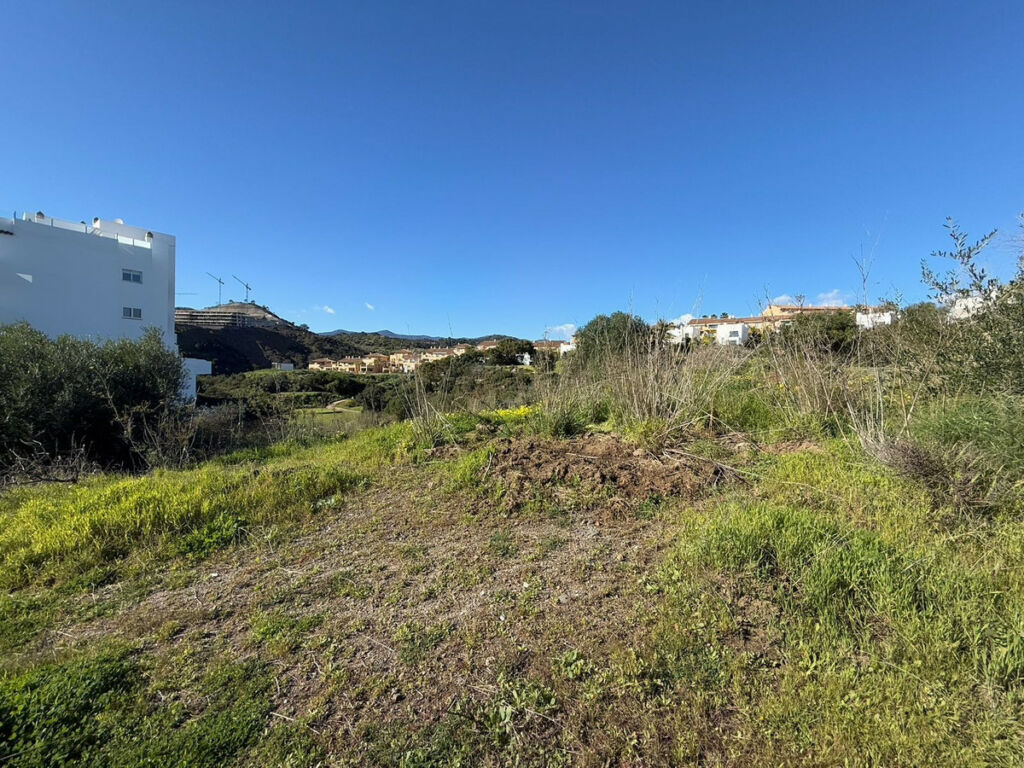 Land Estepona Málaga - image 3