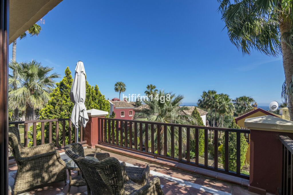 Detached Villa The Golden Mile Málaga - image 6