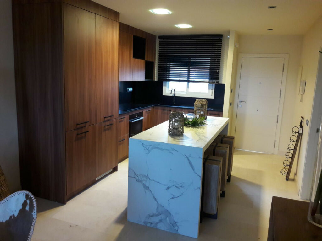 Middle Floor Apartment Cerros del Aguila Málaga - image 3