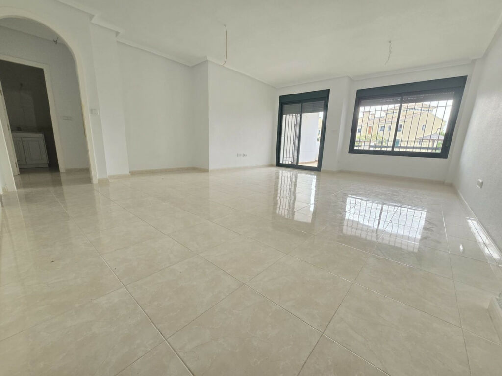 Ground Floor Apartment Lomas De Campoamor Alicante - image 4
