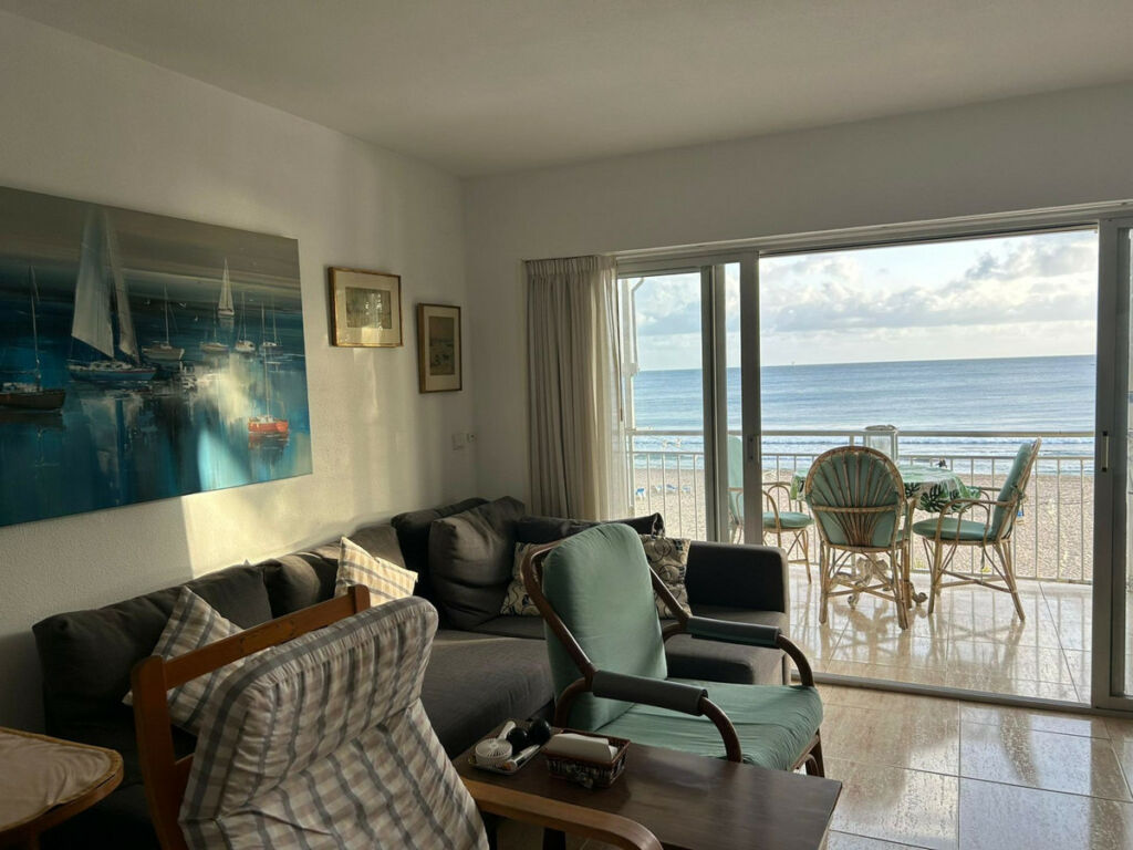 Middle Floor Apartment Benidorm Alicante - image 5