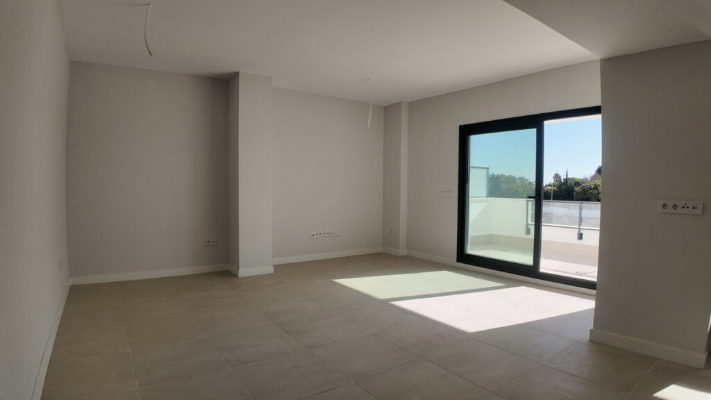 Penthouse Estepona Málaga - image 3