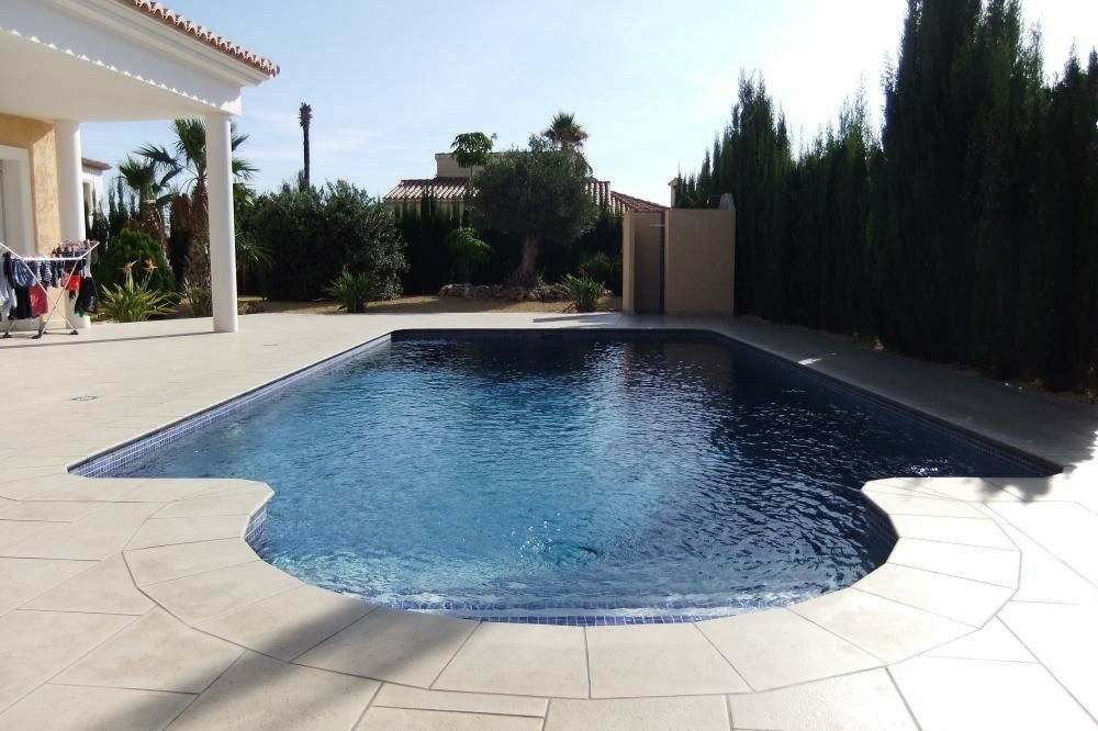 Detached Villa Calpe Alicante - image 3