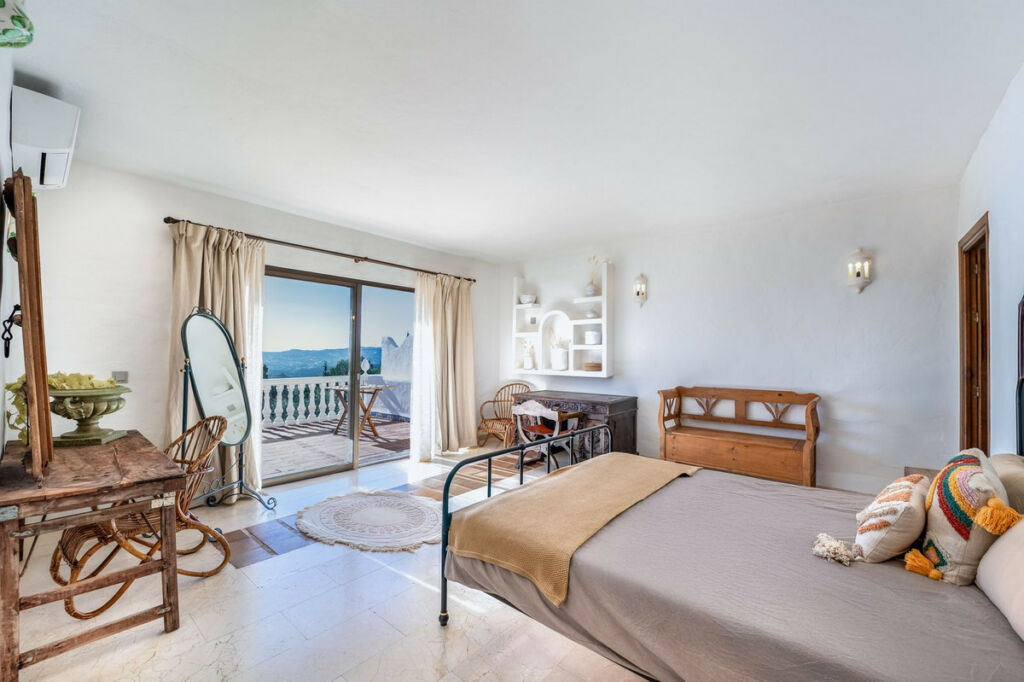 Detached Villa Valtocado Málaga - image 30