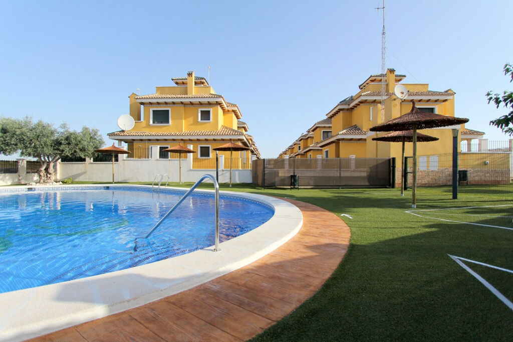 Detached Villa Ciudad Quesada Alicante - image 30