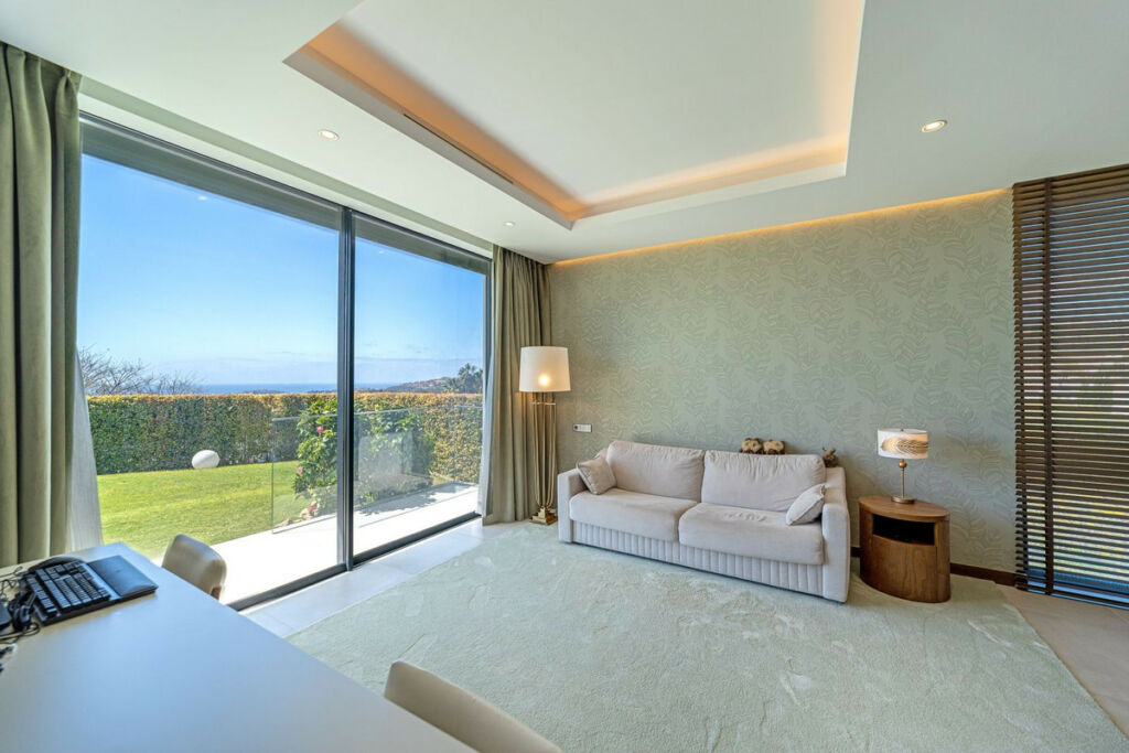 Detached Villa Los Arqueros Málaga - image 30