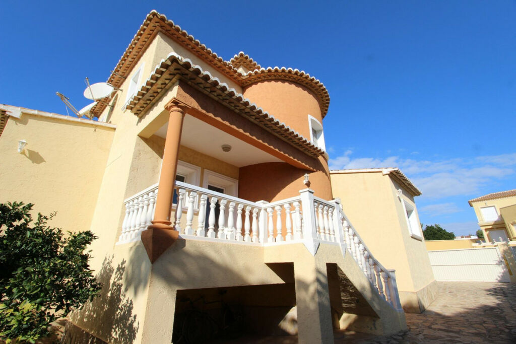 Detached Villa Calpe Alicante - image 30