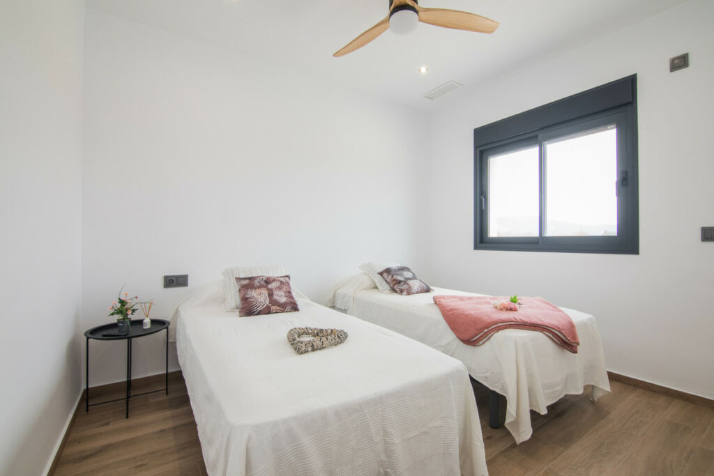 Detached Villa Aspe Alicante - image 31