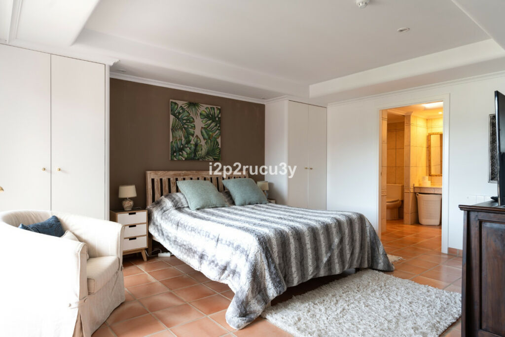 Detached Villa Moraira Alicante - image 23