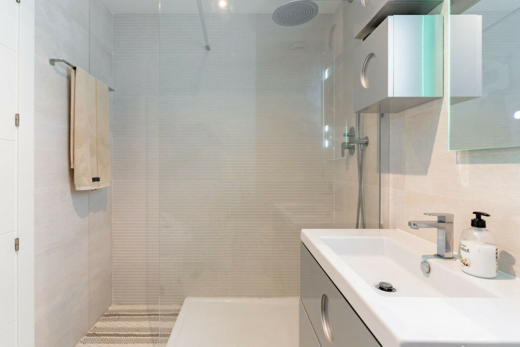 Ground Floor Apartment Estepona Málaga - image 31