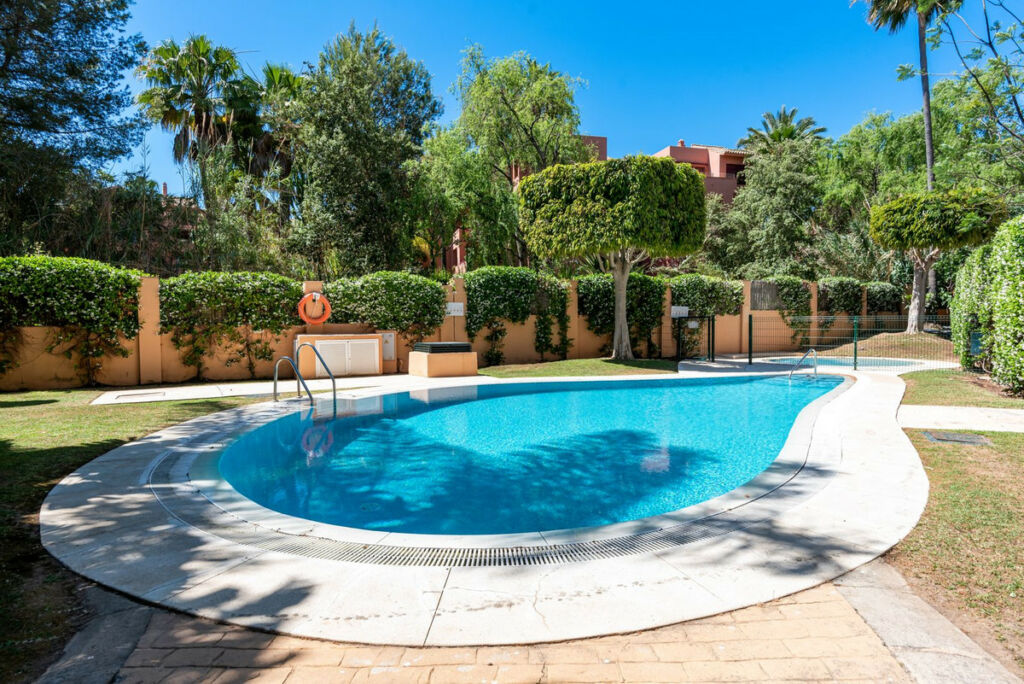 Middle Floor Apartment Las Chapas Málaga - image 31