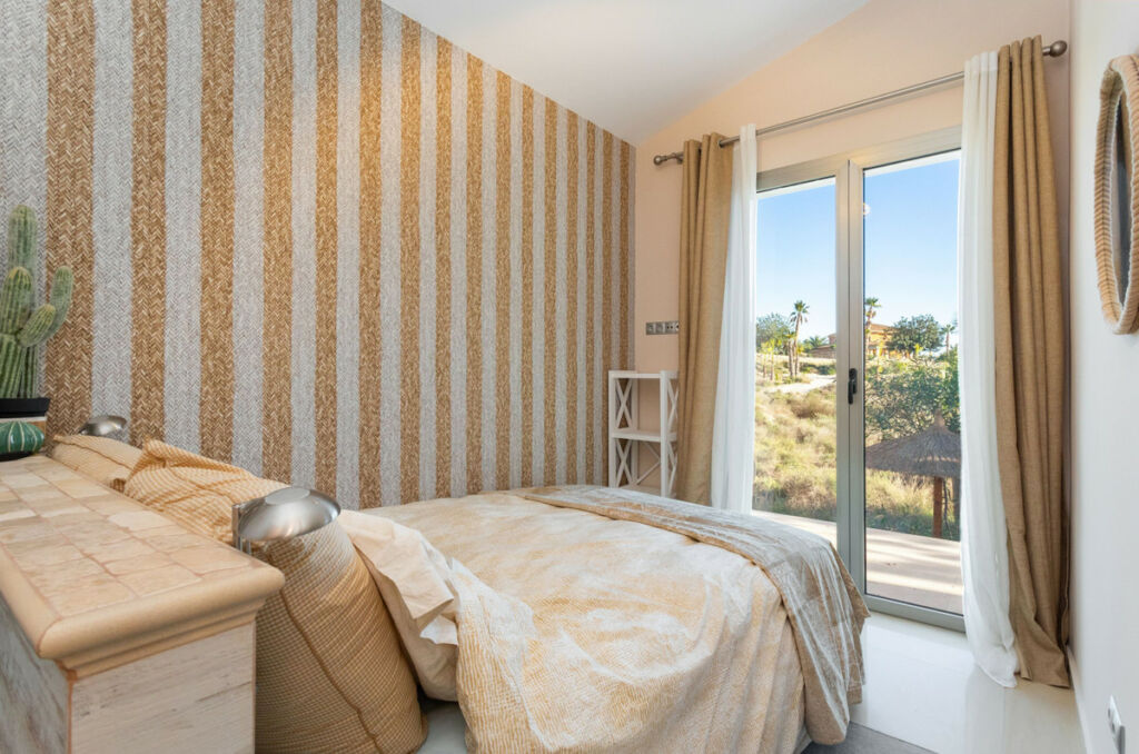 Detached Villa San Miguel de Salinas Alicante - image 31
