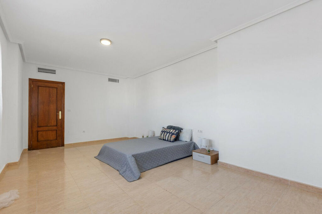 Detached Villa Rojales Alicante - image 32