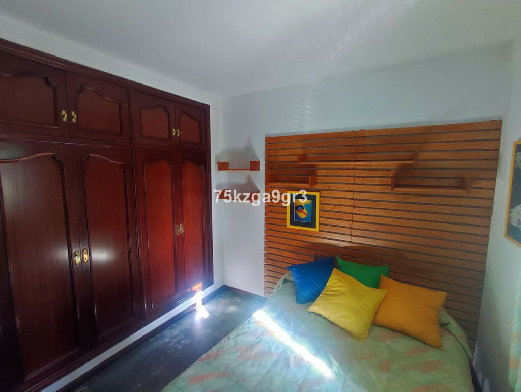 Detached Villa Puerto de la Torre Málaga - image 30