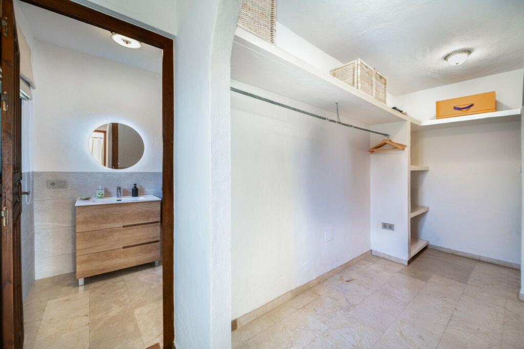Detached Villa Valtocado Málaga - image 32