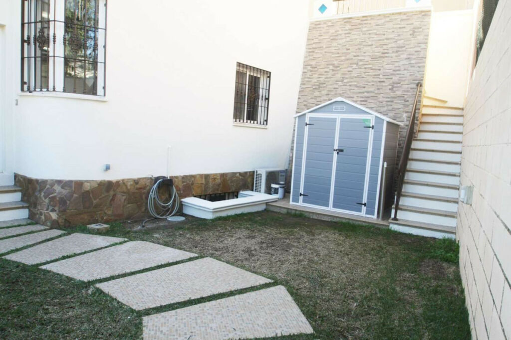 Detached Villa Benalmadena Málaga - image 32