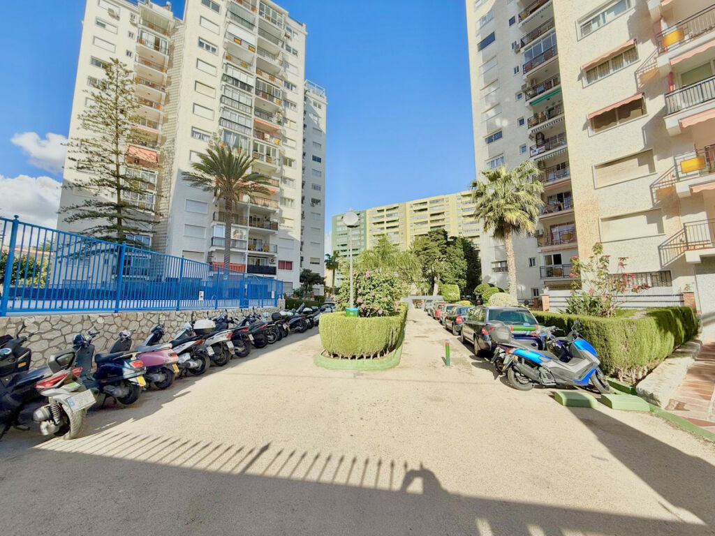Penthouse Los Boliches Málaga - image 32