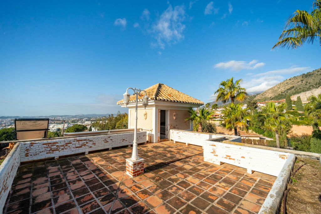Detached Villa Benalmadena Málaga - image 33