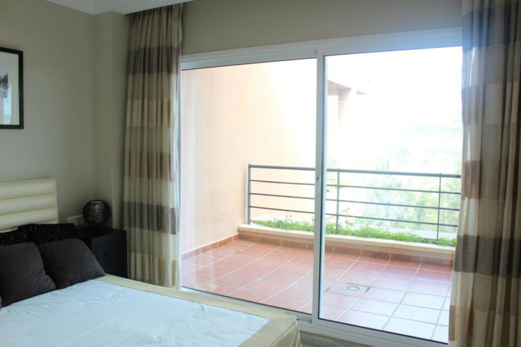 Penthouse Nueva Andalucía Málaga - image 33