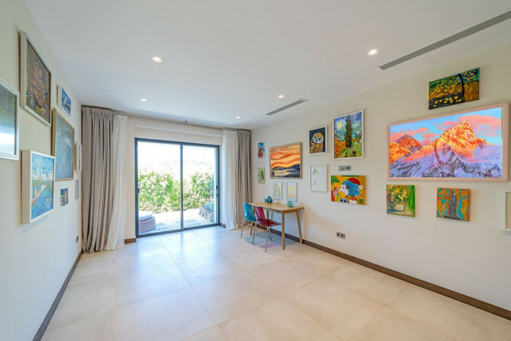 Detached Villa Los Arqueros Málaga - image 32