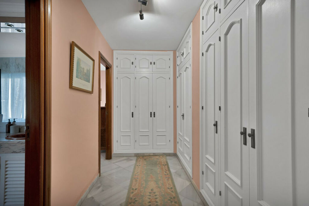 Detached Villa San Pedro de Alcántara Málaga - image 33