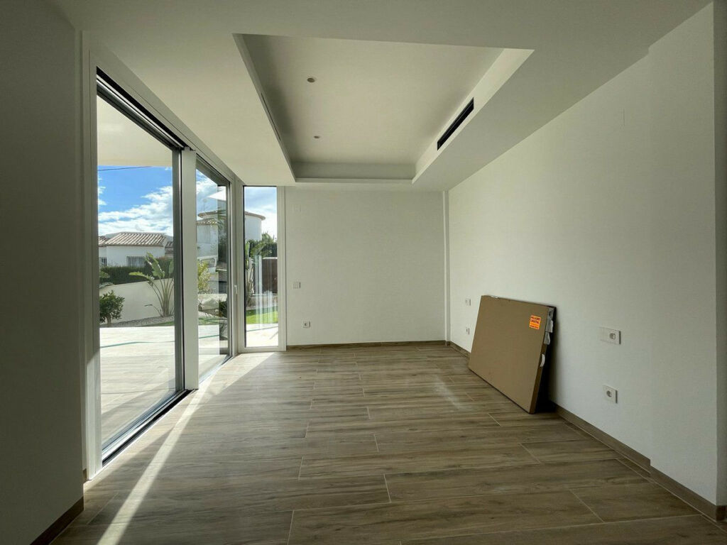 Detached Villa Benissa Alicante - image 35