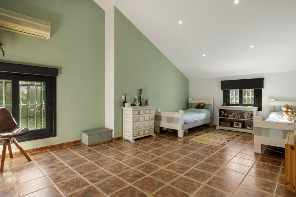 Detached Villa Alhaurín el Grande Málaga - image 32