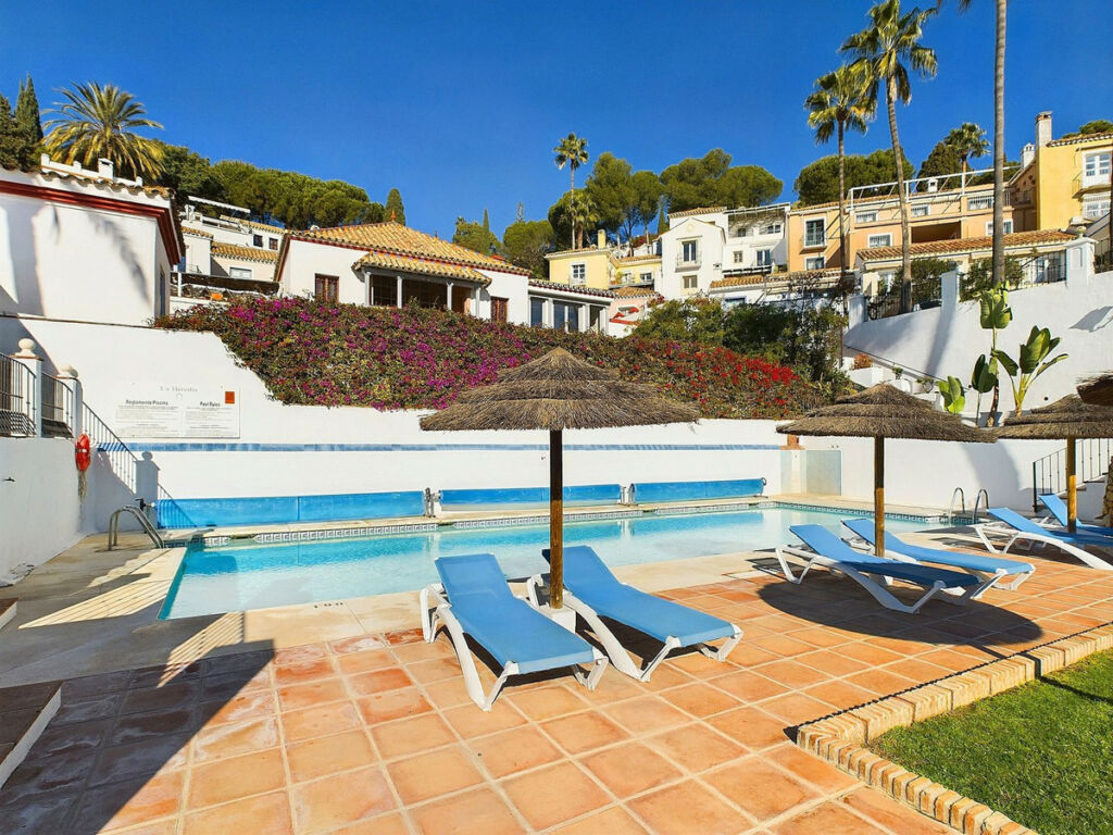 Detached Villa La Heredia Málaga - image 36