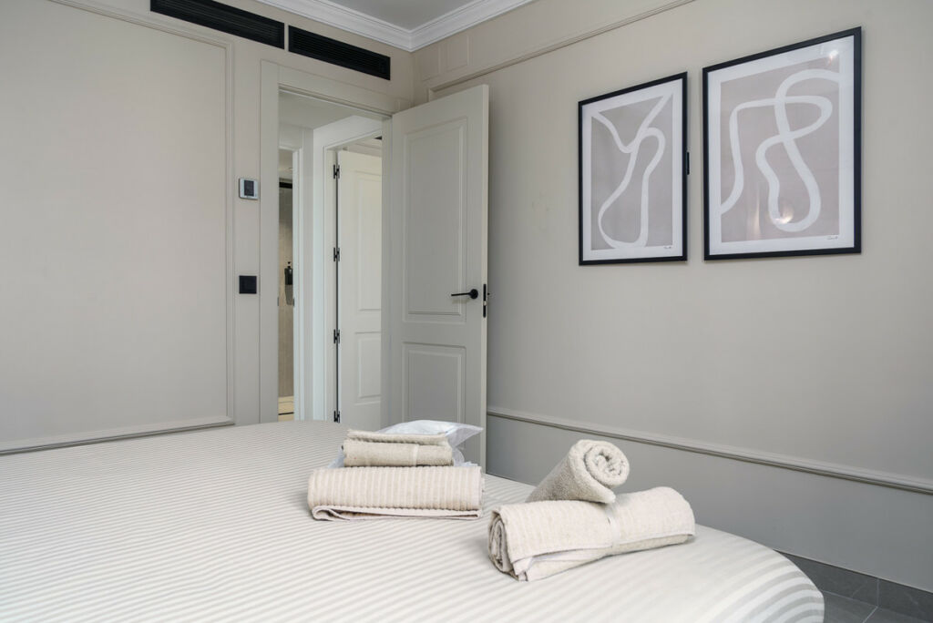 Middle Floor Apartment Puerto Banús Málaga - image 34