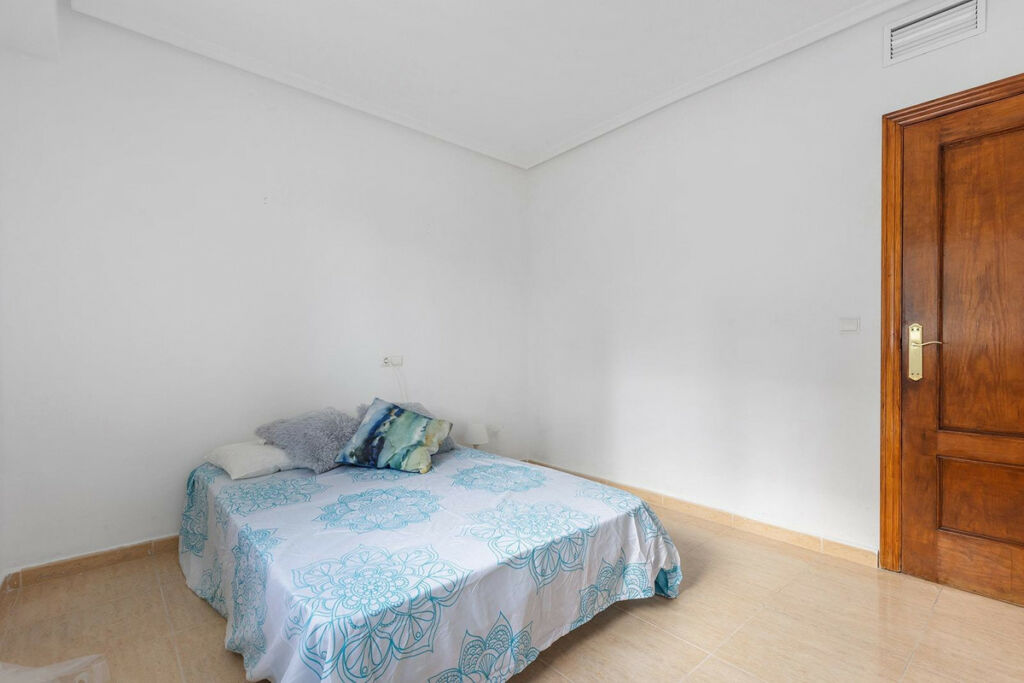 Detached Villa Rojales Alicante - image 35