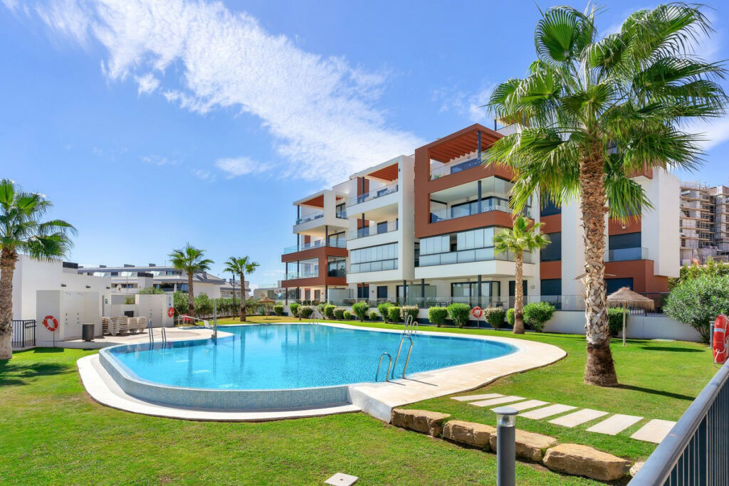 Middle Floor Apartment Fuengirola Málaga - image 35