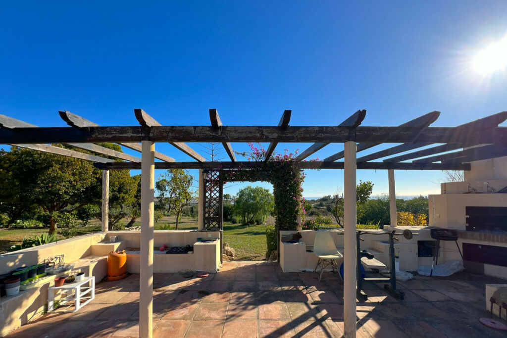 Detached Villa Estepona Málaga - image 40